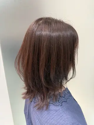ミディアム カラー SuR Hair Produce所属・川上 美咲のヘアスタイル