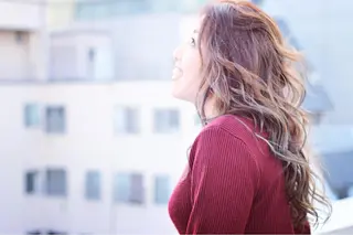 ロング カラー パーマ ヘアアレンジ nike所属・nike にけのヘアスタイル