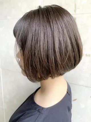 ショート カラー .iyu所属・吉祥寺小顔×ショート 🍋宮本大輔🍋のヘアスタイル