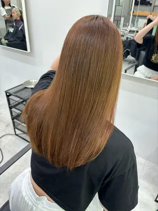 セミロング Dijon渋谷店所属・松本真尋🦕🍯🟠 アンニュイカラーのヘアスタイル