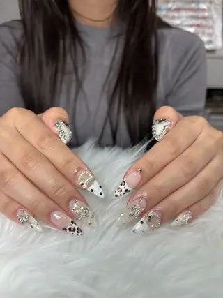 ネイル なな_ CloudyChanのネイルデザイン