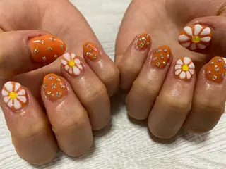 ネイル Ulu Nail 🌱MOMOKAのネイルデザイン