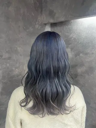 ロング Las.所属・萩原 一葉のヘアスタイル