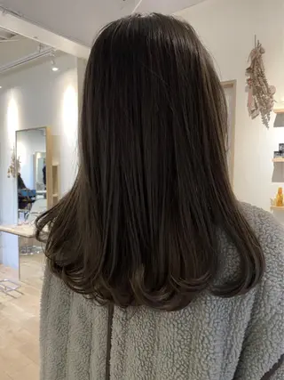 セミロング カラー newi京橋 【sachi】のヘアスタイル