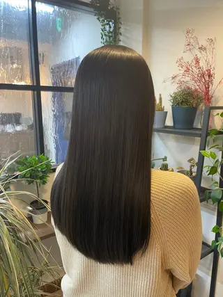 カラー PUUR所属・🍒鈴木 エミリ🍒のヘアスタイル