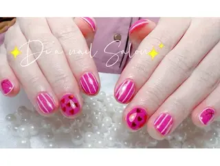 ショート 荒井 由佳のネイルデザイン