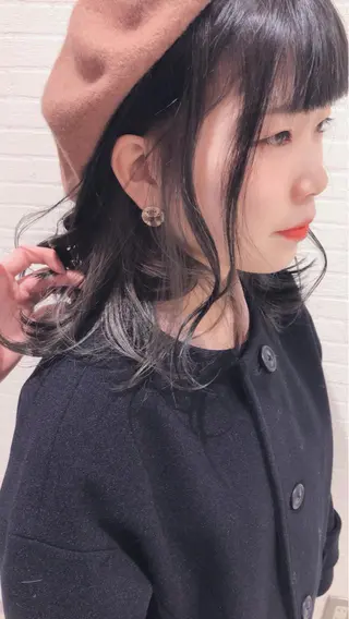 ミディアム カラー 岩永 梨玖のヘアスタイル