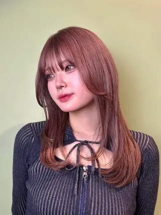 セミロング uta所属・カットモデル募集 トモカのヘアスタイル