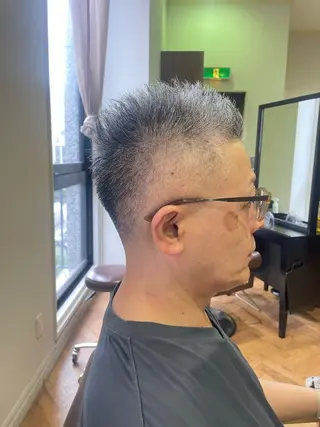 ショート メンズ 溝口 槙里也のヘアスタイル