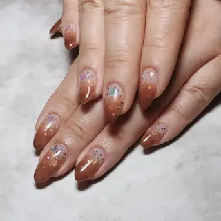 ネイル Eyelash salon mee所属・小船 莉穂のネイルデザイン