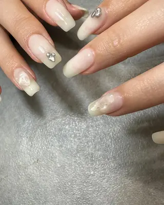 ネイル kiii.__ ✴︎*のネイルデザイン