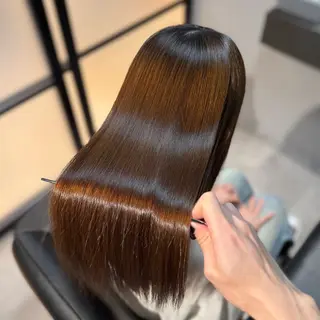 ロング パーマ ブリーチなし Ⅰ 髪質改善カラーのヘアスタイル