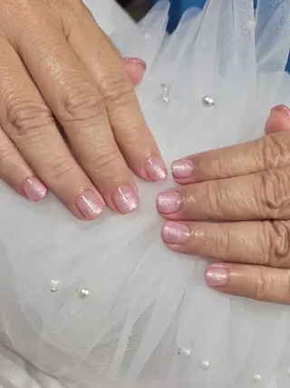 ネイル ネイルサロンベルティ .ひとみのネイルデザイン