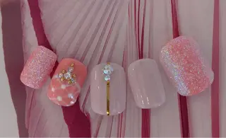 ネイル ネイル ティアラのネイルデザイン