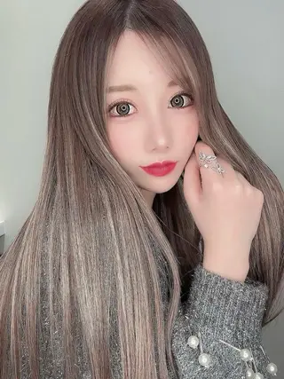 ロング ヘアサロンelyts 表参道店のヘアスタイル