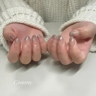 ネイル Giverny .のネイルデザイン