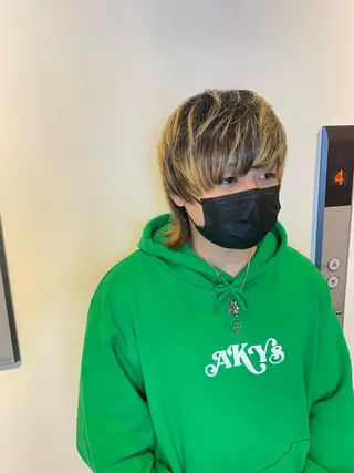 ショート 大阪ウルフカット ハッシュカットのヘアスタイル