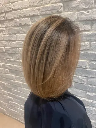 カラー 髪質改善美容室 BLUE Hair&Life所属・カラー特化☁️🌈 風見　流々香のヘアスタイル