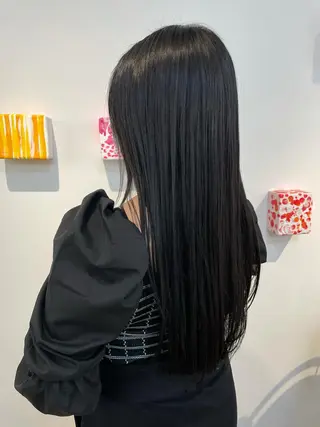 ロング 齋藤 巧のヘアスタイル