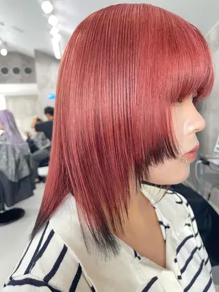 ミディアム カラー レイヤーの魔術師 𓍼takumi𓍼のヘアスタイル