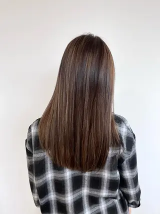 セミロング カラー KIZU 髪質改善 オカルト怪談のヘアスタイル