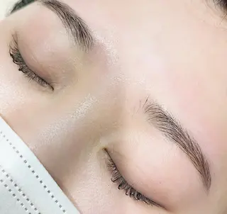 アイブロウ 〚Ａ ｍａｄｅ〛 エーメイドのマツエク・マツパデザイン