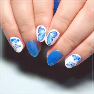 ネイル 山田 麻衣のネイルデザイン