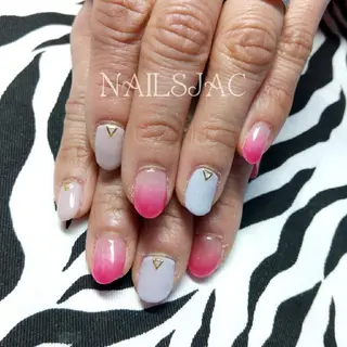 ネイル 島屋 千奈美のネイルデザイン