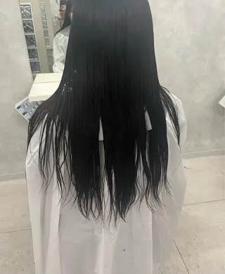 ロング anon Loemのヘアスタイル