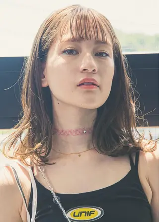 セミロング アダチ コウスケのヘアスタイル