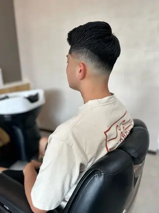 ショート メンズ THEBARBER TEN所属・伊禮 海凪のヘアスタイル