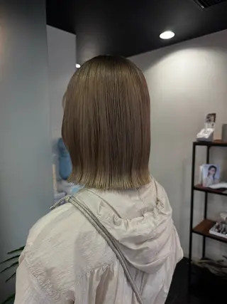ミディアム 艶カラー/ベージュ カラー/tuburaのヘアスタイル