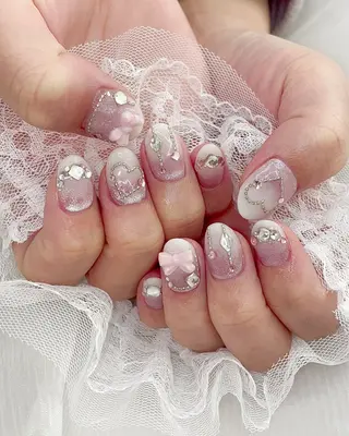 ネイル 五十嵐 美智のネイルデザイン