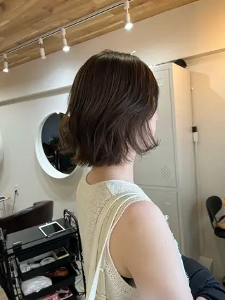 ショート カラー 下石怜子/レイヤー カット/透明感カラーのヘアスタイル