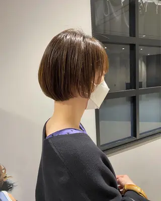 ショート カラー パーマ 大人かわいい×艶髪 🤍塩川のヘアスタイル