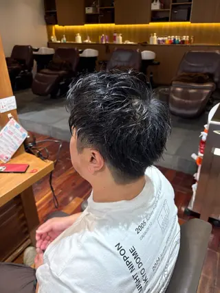 メンズ 逢坂 拓巳のヘアスタイル