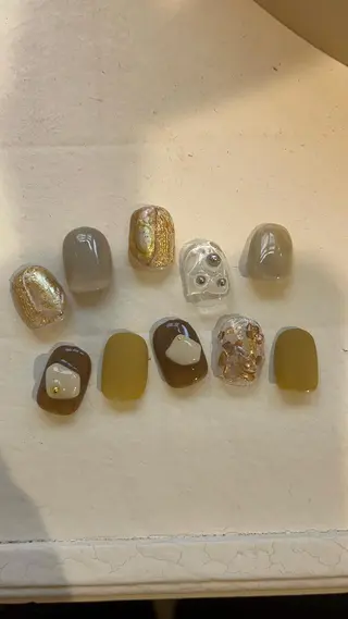 ネイル une／YUKINA 🫧大人nuanceのネイルデザイン