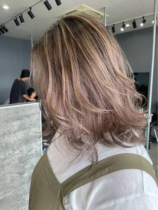 カラー ✂︎GLITTER ✂︎東ヶ崎　湧✂︎のヘアスタイル