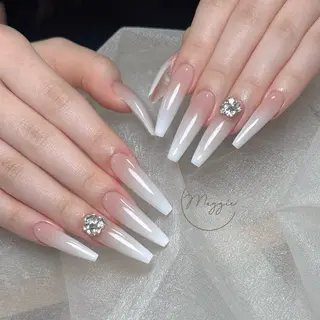 ネイル Maggie Nail🦩のネイルデザイン