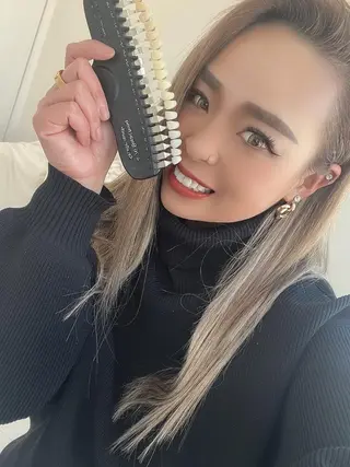 ネイル ヘアアレンジ カラー メンズ マツエク・マツパ パーマ キッズ アイブロウ ミディアム ライトビューティー 銀座本店のエステ・リラクイメージ