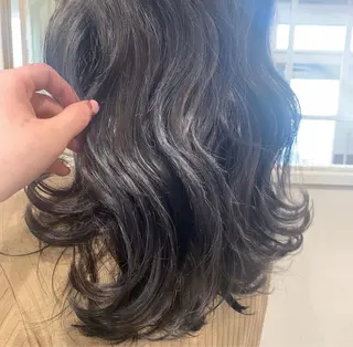 ロング カラー ミヨシマユ✨ チーフ就任記念🌈のヘアスタイル