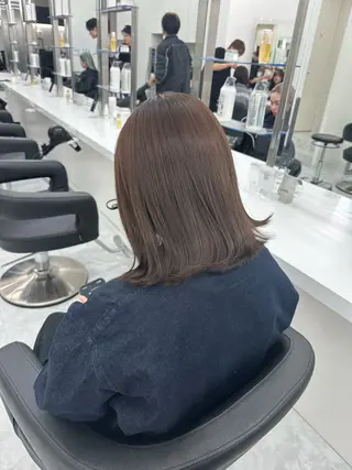 ミディアム rio🧚🏻‍♀️ 暖色/グレージュのヘアスタイル