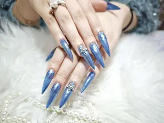 ネイル &ME タカのネイルデザイン