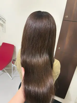 カラー 艶カラー・アイブロウ /momo🍑のヘアスタイル