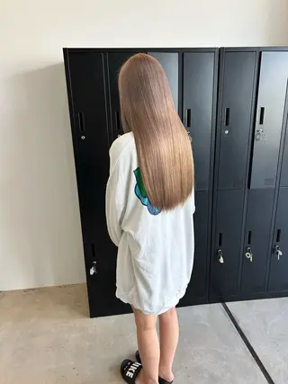 ロング カラー mood tatemachiのヘアスタイル