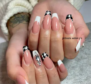 ネイル y' sのネイルデザイン