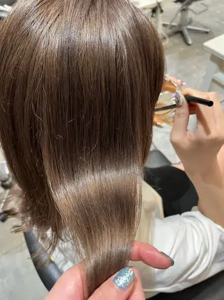 セミロング カラー FRAME＋spa&hair roomなんば駅前店所属・🦋タナカ ヒナ🦋 ブリーチなしカラーのヘアスタイル