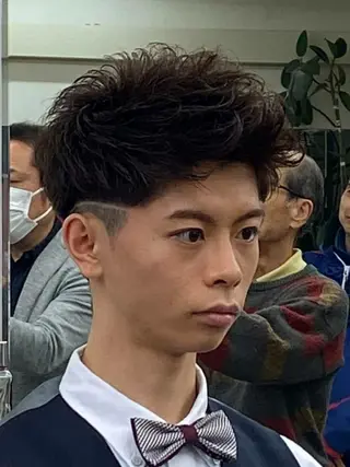 ショート パーマ メンズ ヘアサロンbig所属・田元 寛哉のヘアスタイル