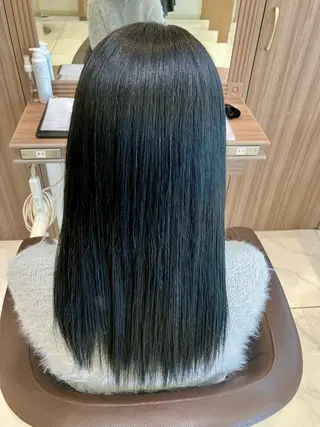 カラー 🧡Ash 新杉田🧡山本のヘアスタイル