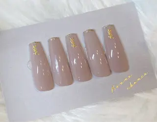 ネイル le'a-レア-【ア イ×ネイル×眉】のネイルデザイン